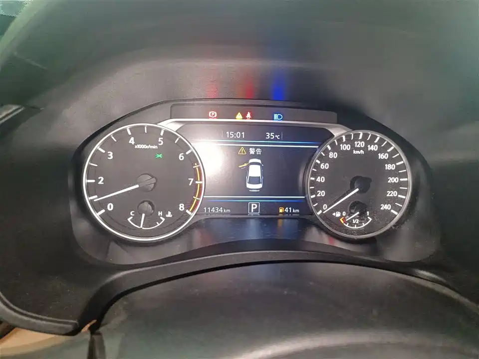 Nissan Teana