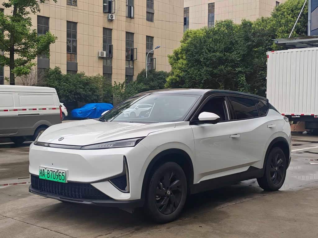 Dongfeng L7