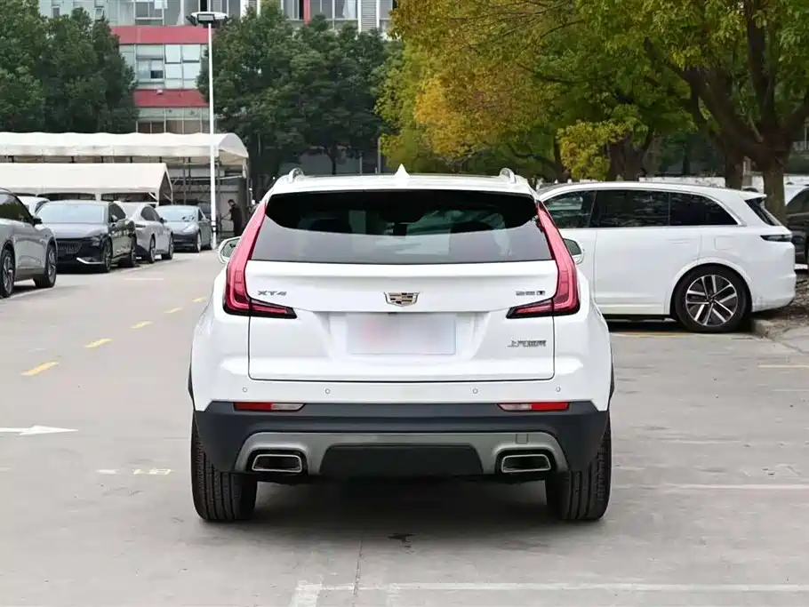 Cadillac XT4