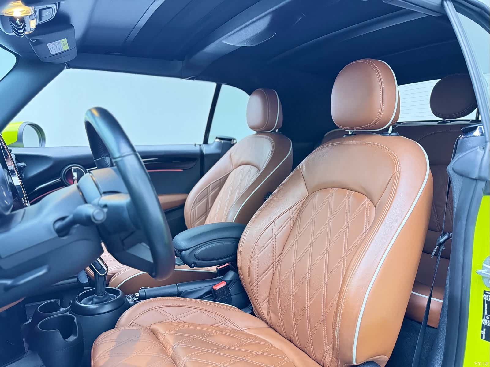 Mini Cooper, 2023 4