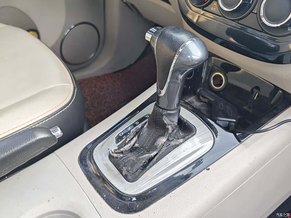 DongFeng XV, 2015 6