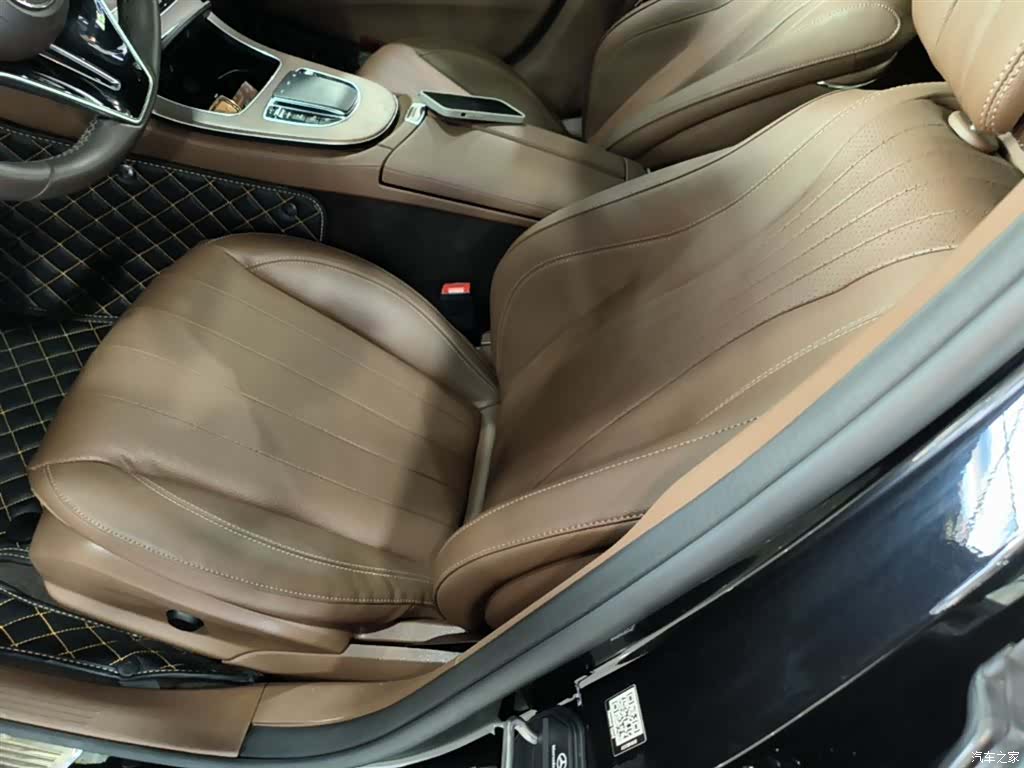 Mercedes-Benz E-Class, 2023 15