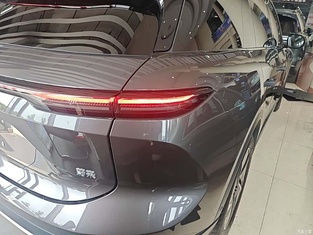 NIO ES6, 2025 8