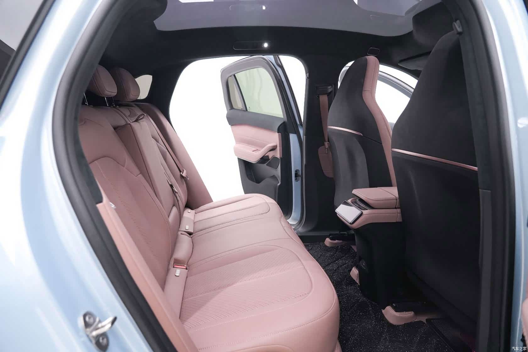 NIO EC6, 2024 18
