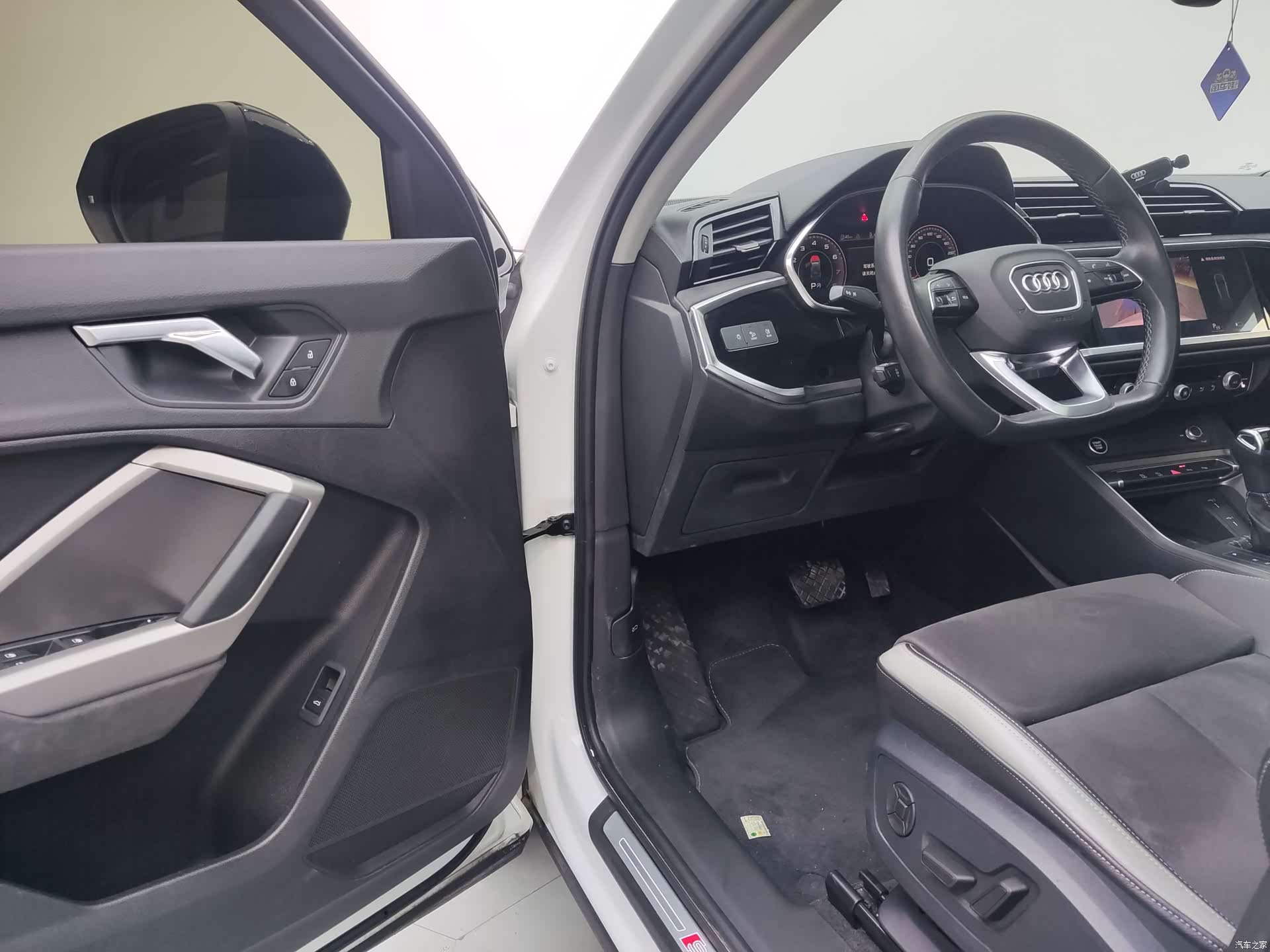 Audi Q3, 2022 7