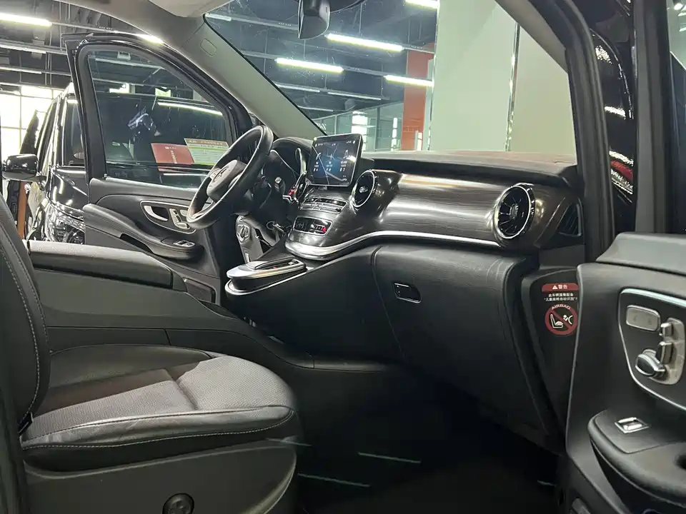Mercedes-Benz V-class Mercedes-Benz V-class