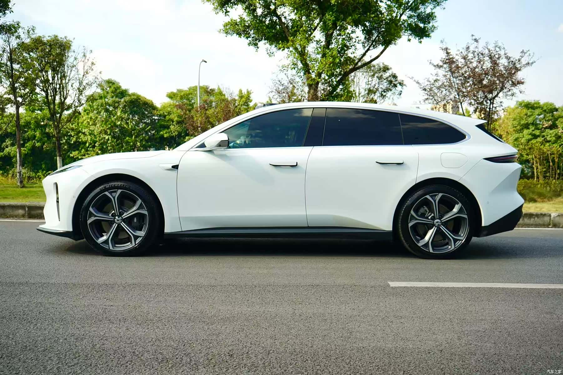 NIO ET5, 2024 3