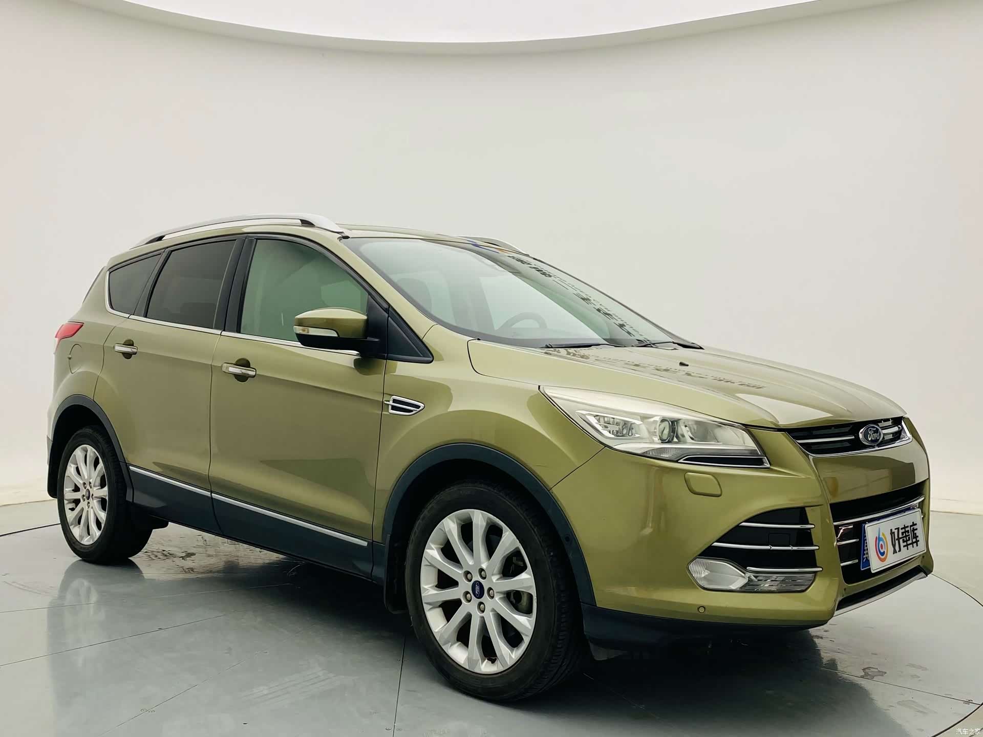Ford Kuga, 2015 3