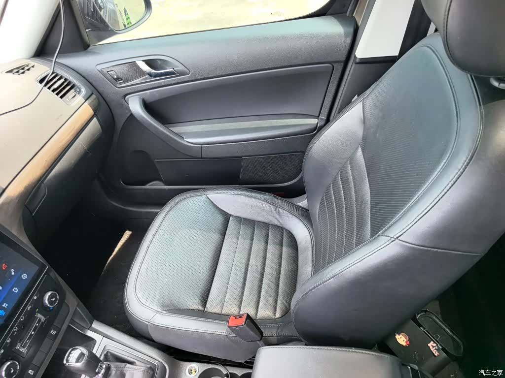 Skoda Yeti, 2015 11
