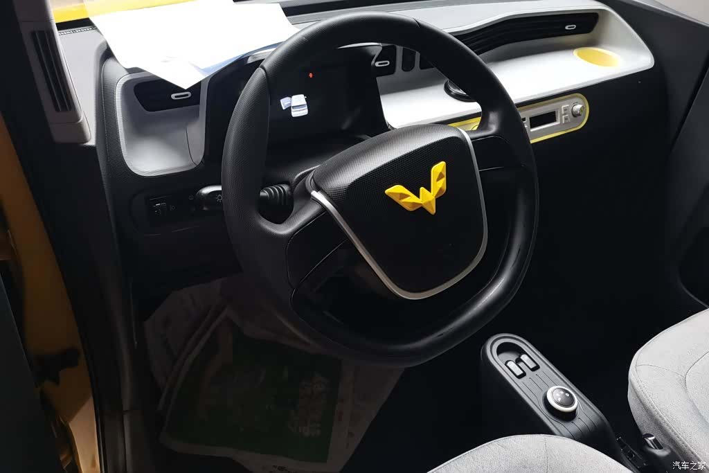 Wuling MINIEV, 2021 12