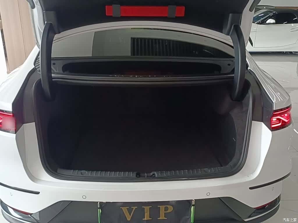 BYD Han, 2024 19