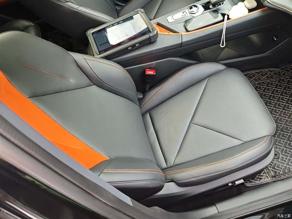 Changan UNI-V, 2022 25
