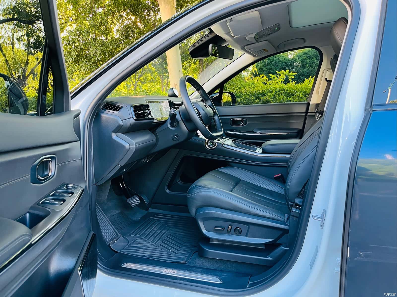 NIO ES8, 2021 10