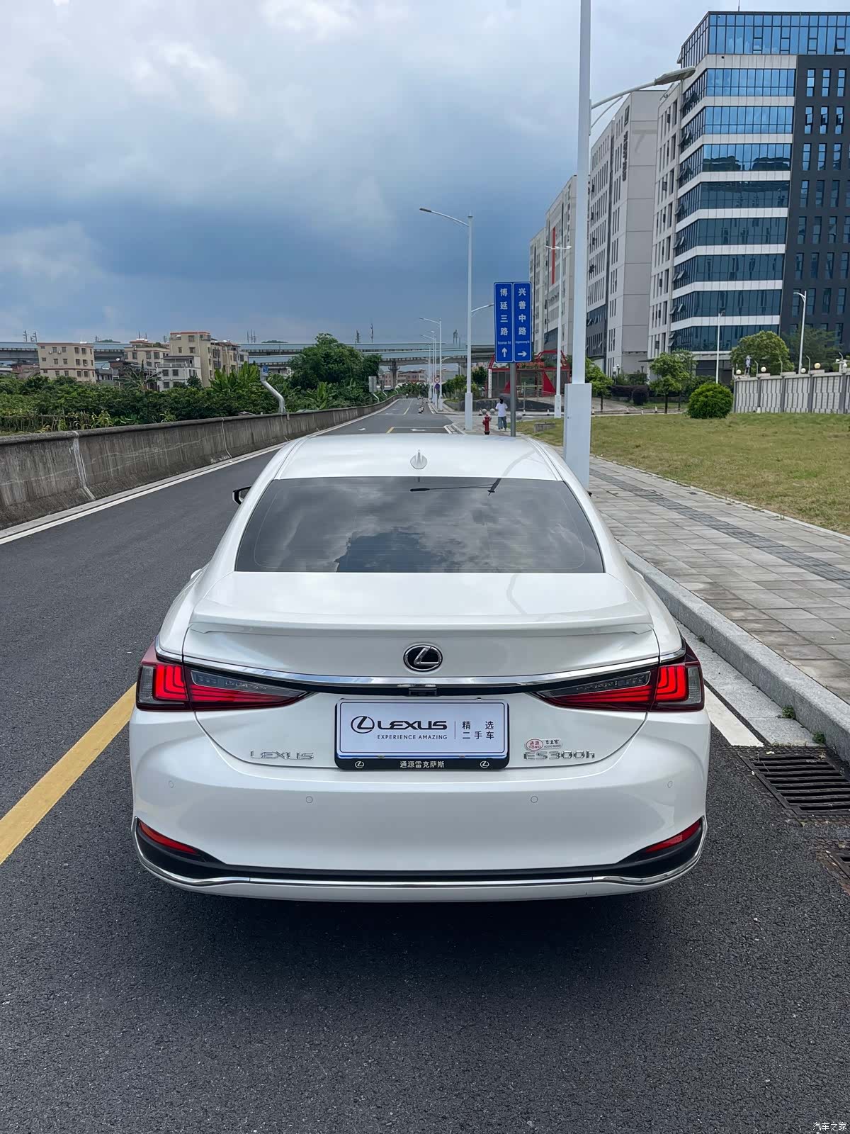 Lexus ES, 2021 6