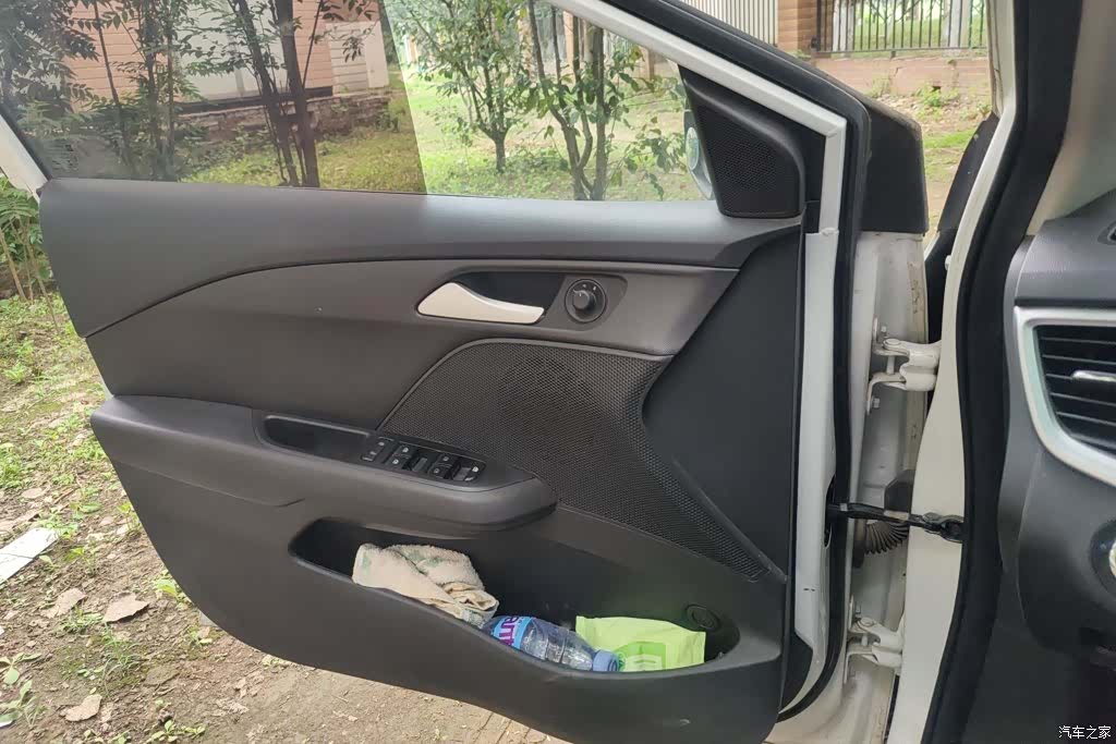 Chevrolet 320, 2018 7
