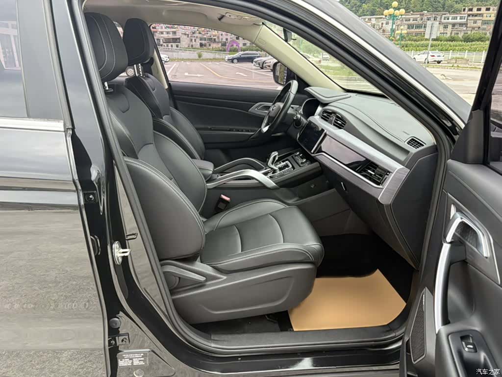 Geely Boyue, 2021 25