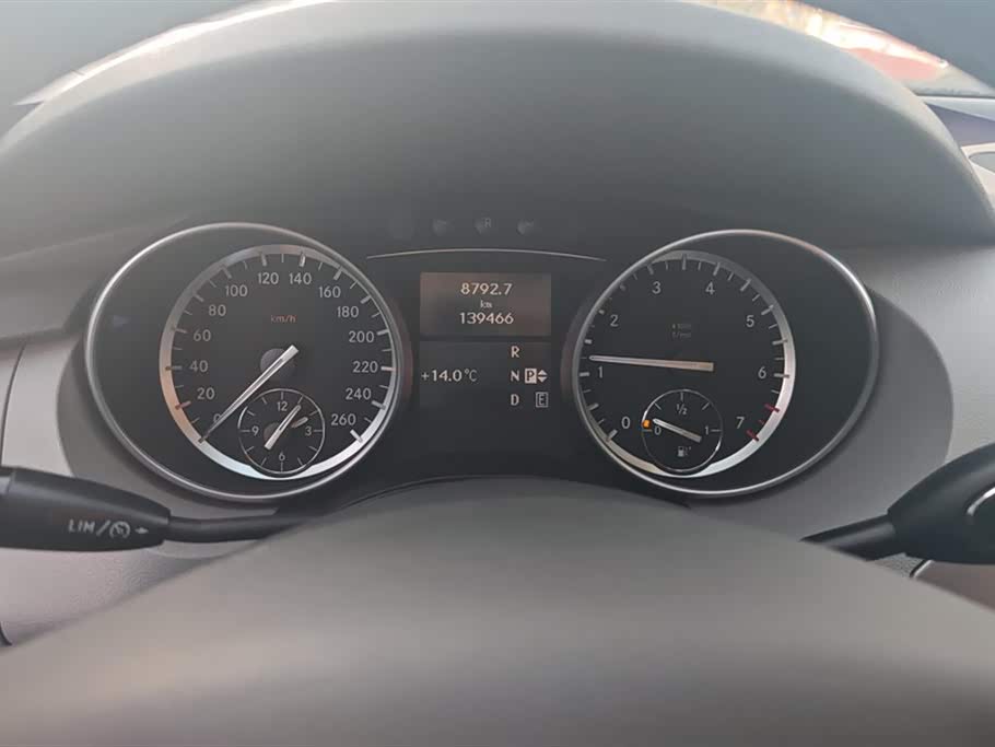 Mercedes-Benz R-class