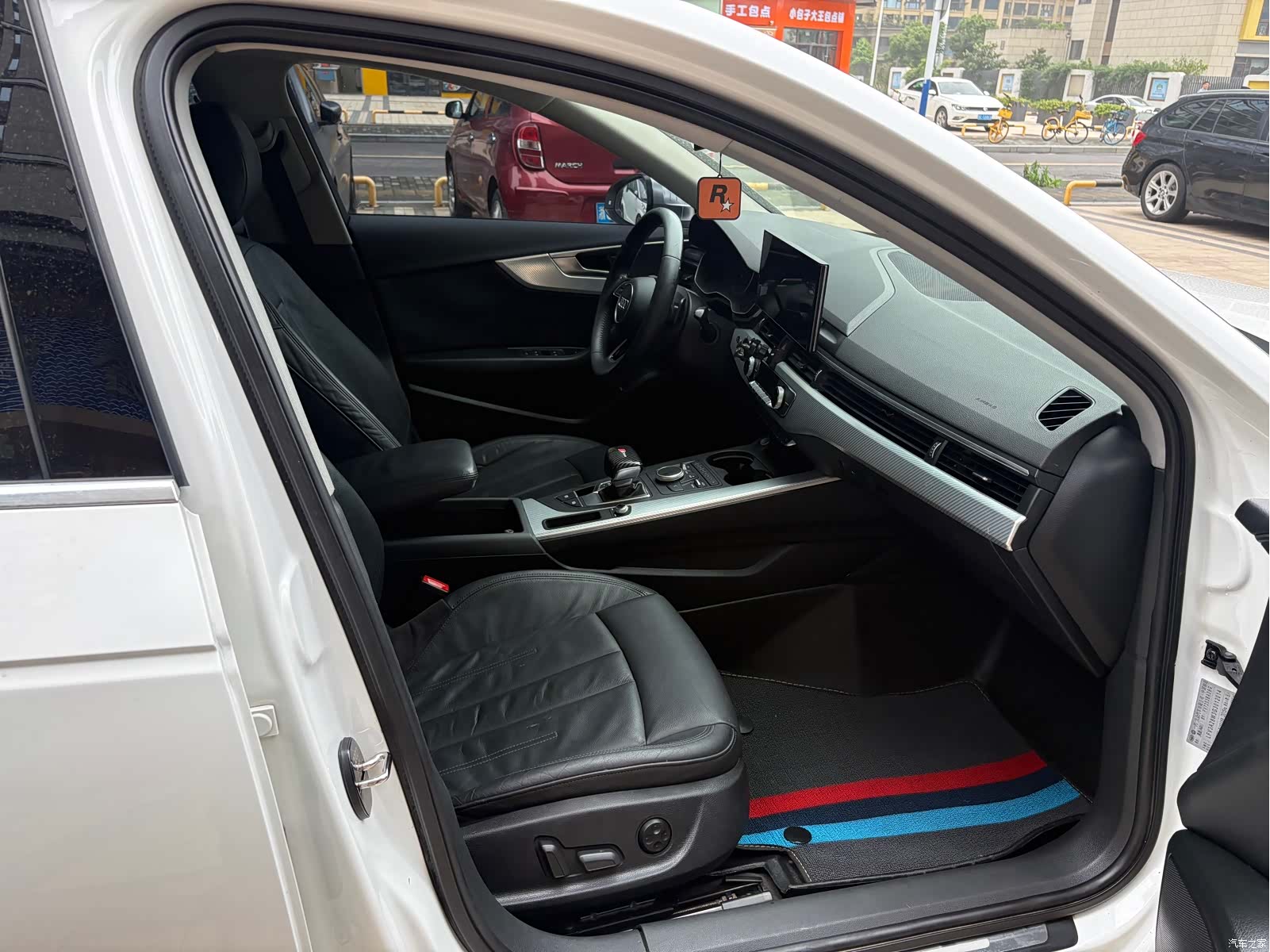 Audi A4L, 2016 9