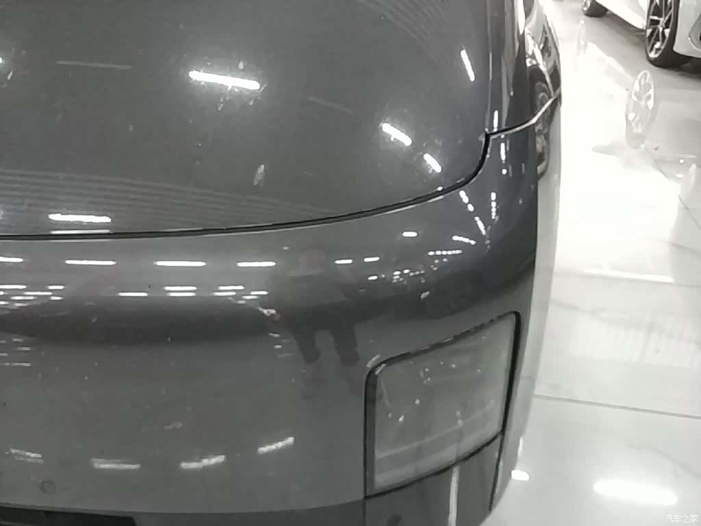 Li Auto MEGA, 2024 24