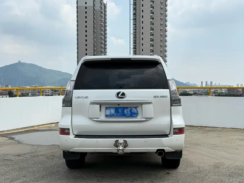 Lexus GX