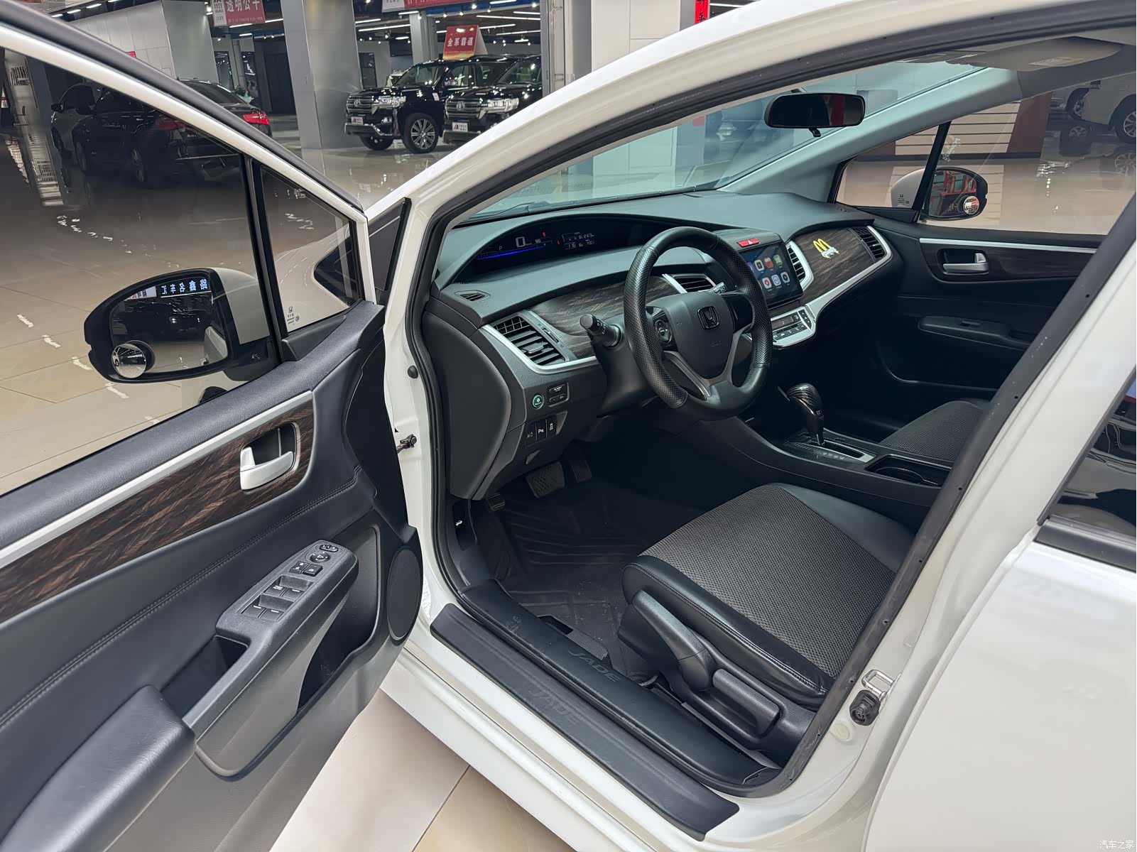 Honda Jade, 2017 4