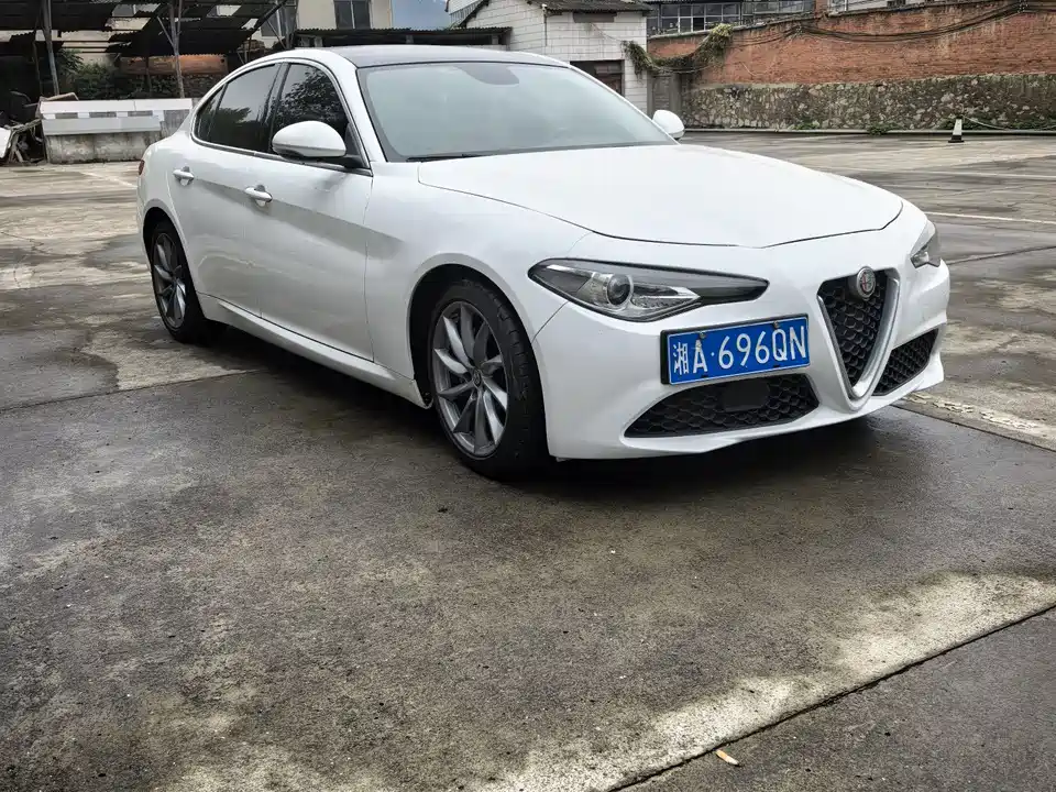 Alfa Romeo Giulia