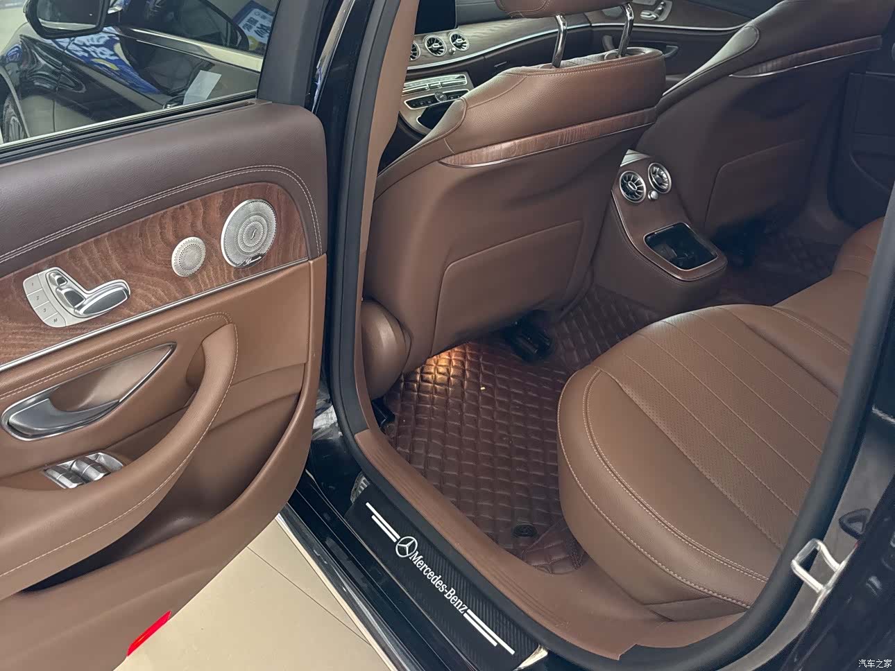 Mercedes-Benz E-Class, 2022 9