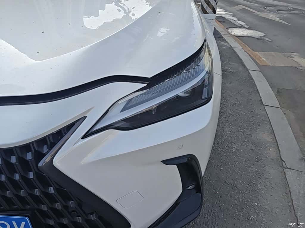 Lexus NX, 2022 24