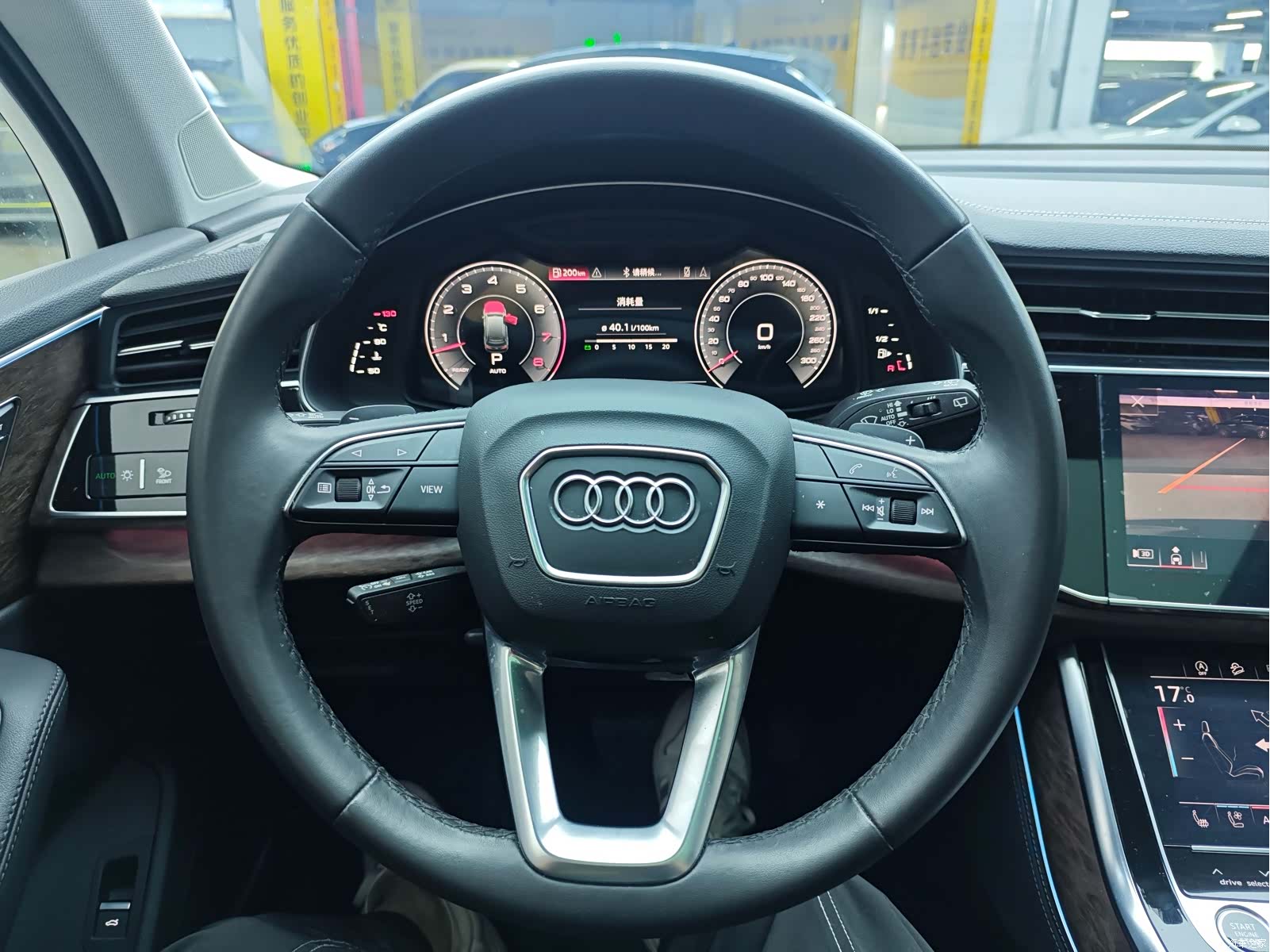 Audi Q7, 2023 10