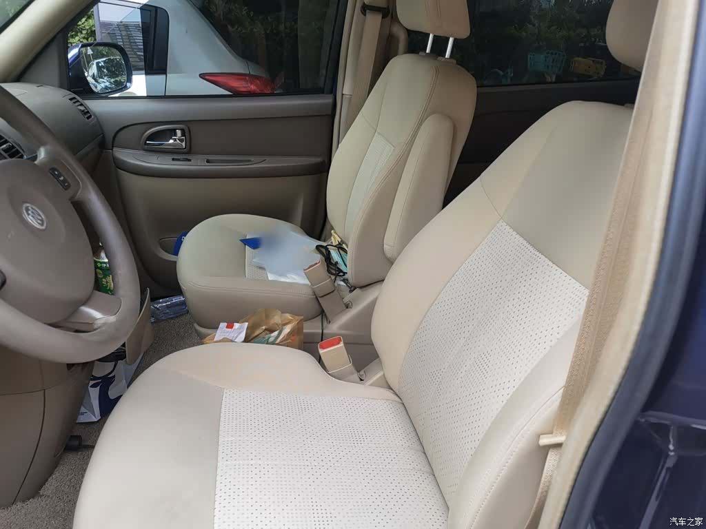 Buick GL8, 2015 8