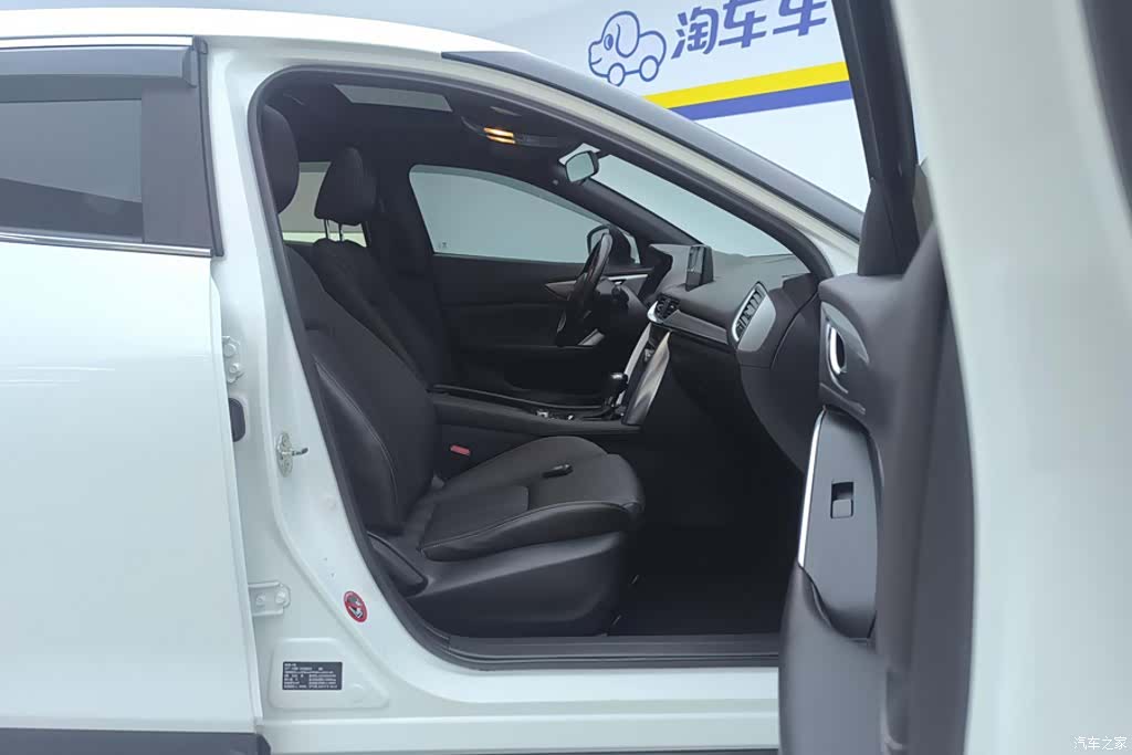 Mazda CX-4, 2017 8