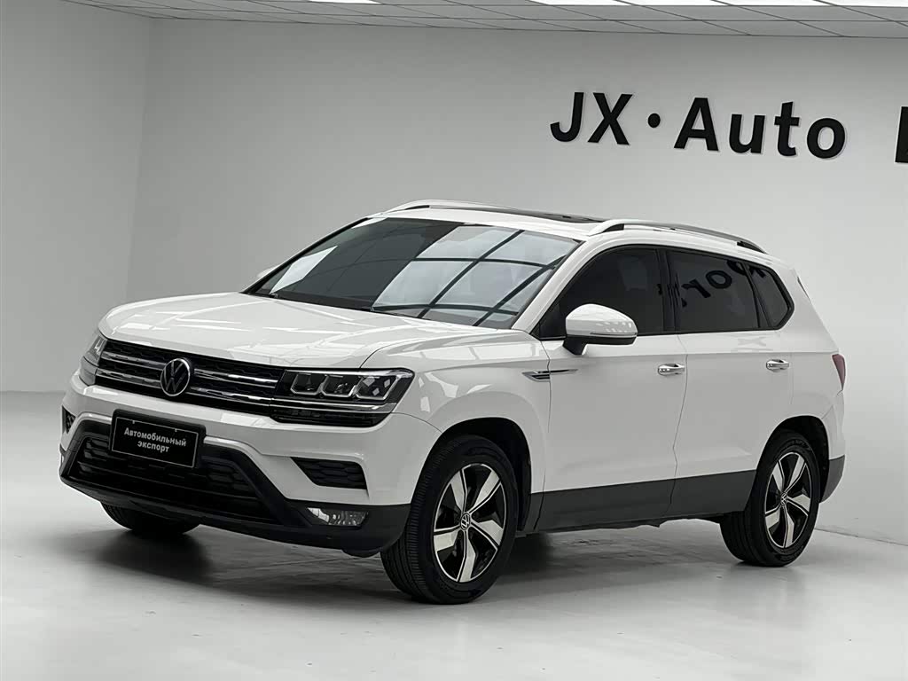 Volkswagen Tharu