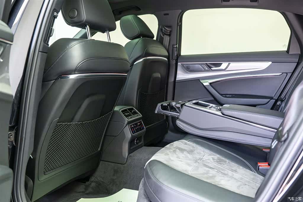 Audi A6L, 2022 7