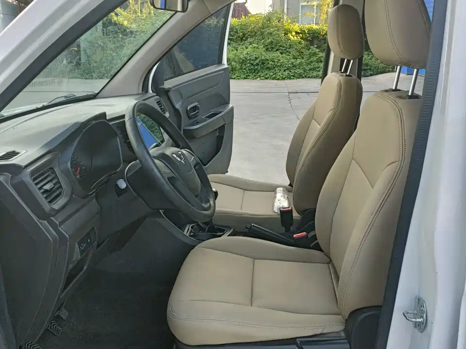 Wuling Wuling Hongguang V