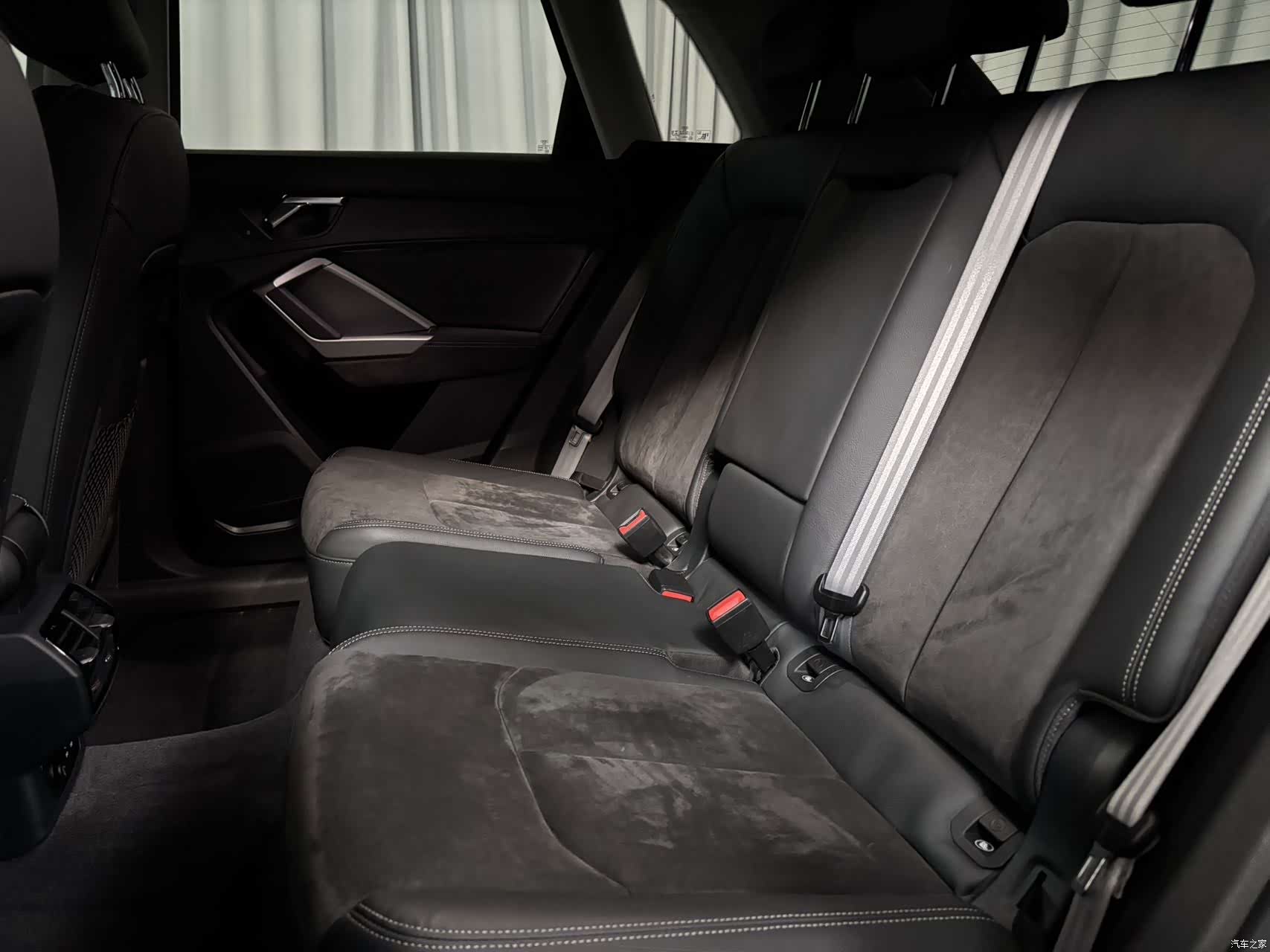 Audi Q3, 2022 9