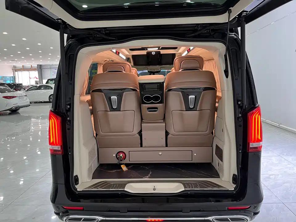 Mercedes-Benz V-class Mercedes-Benz V-class