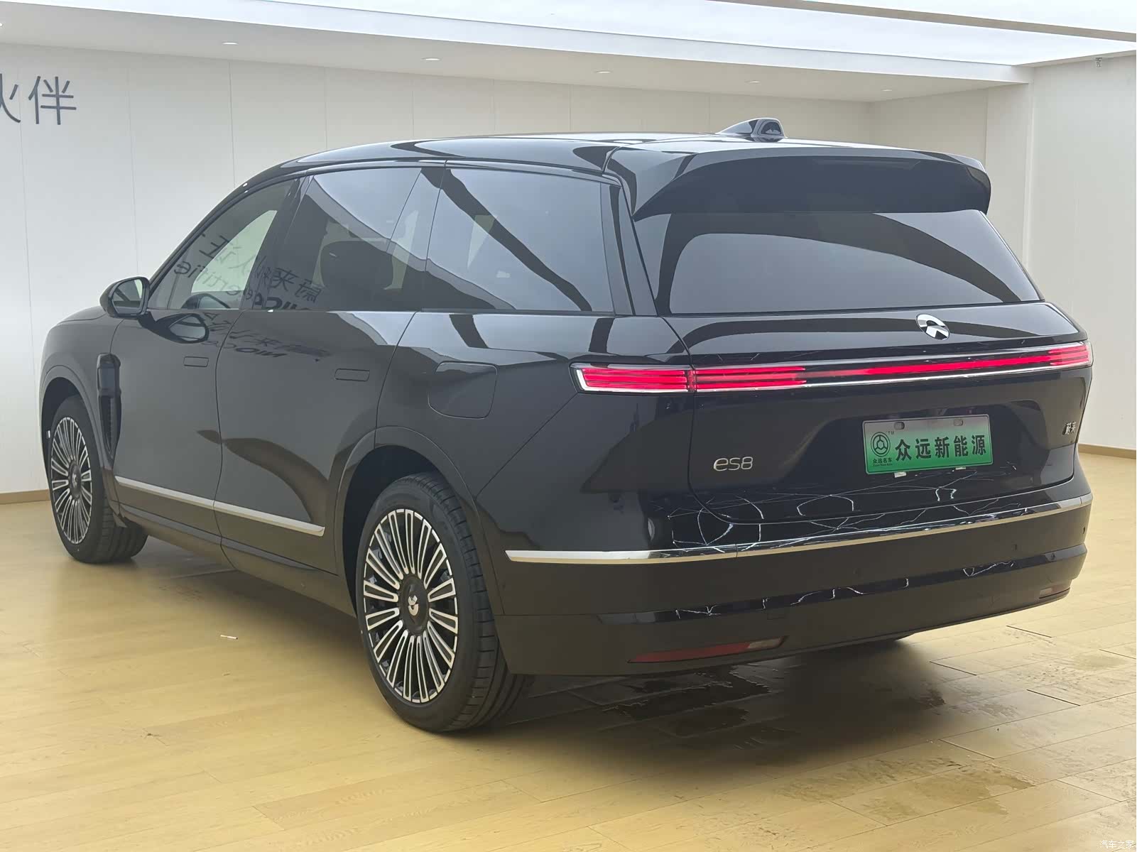 NIO ES8, 2026 27