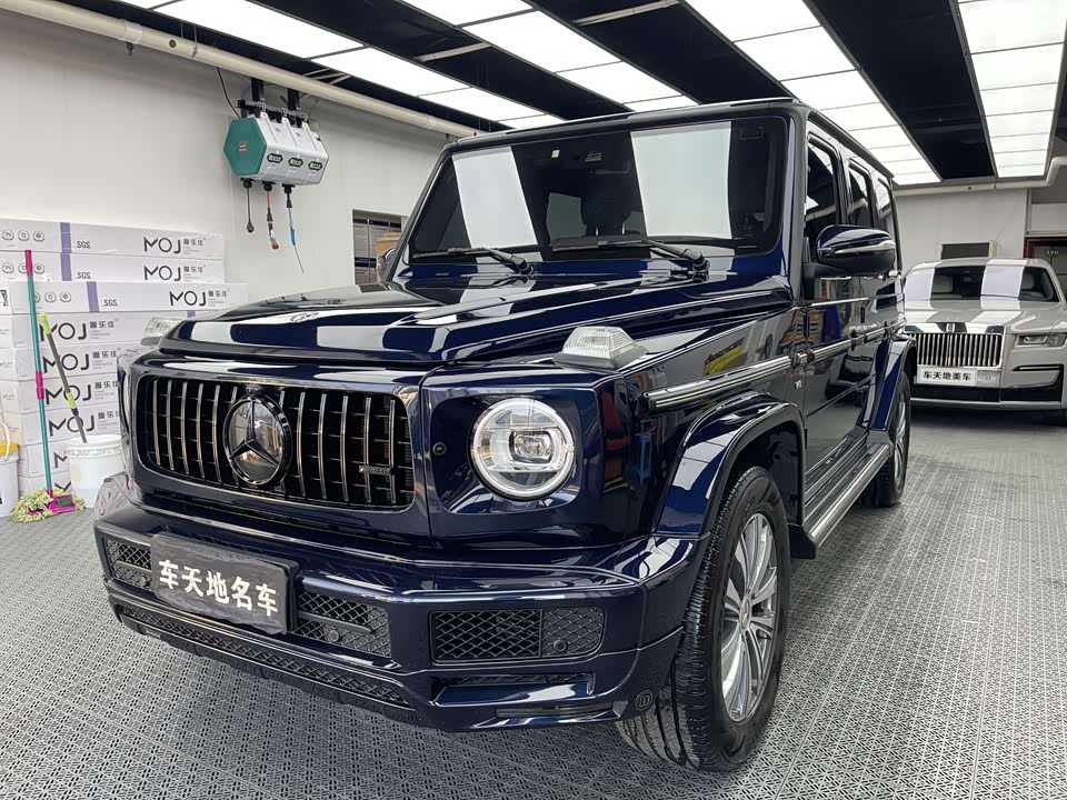 Mercedes-Benz G-class