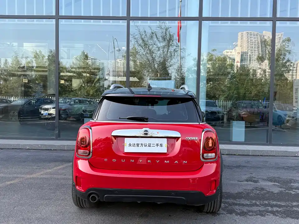 MINI COUNTRYMAN