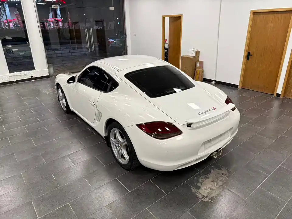 Porsche Cayman