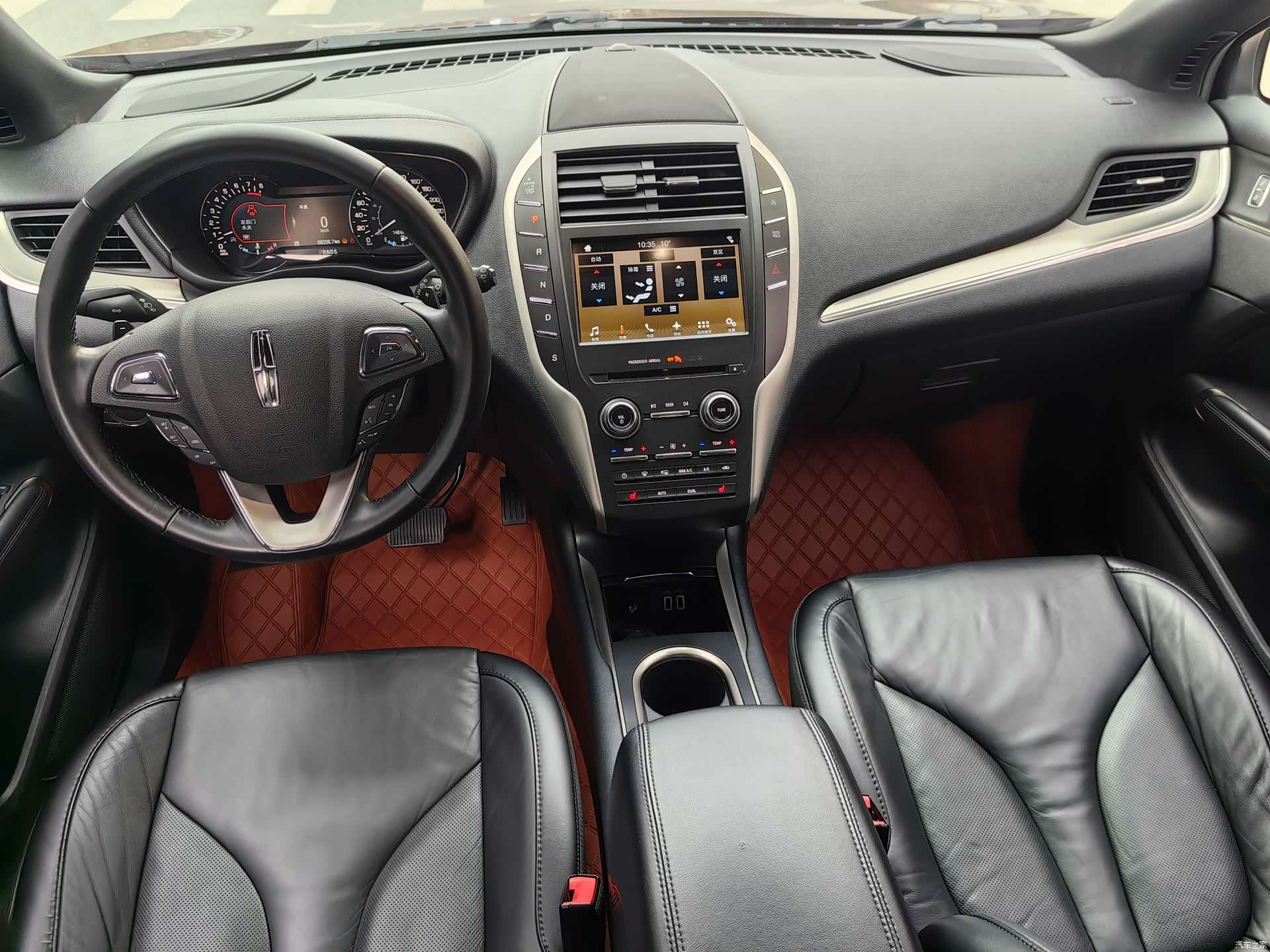Lincoln MKC, 2018 17