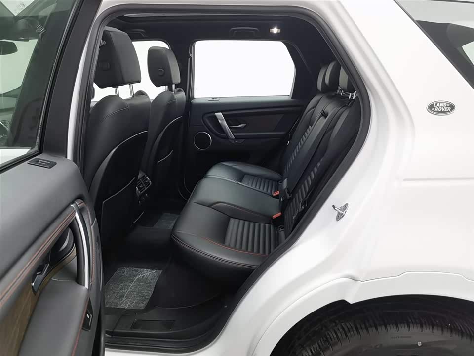 Land Rover Discover sports