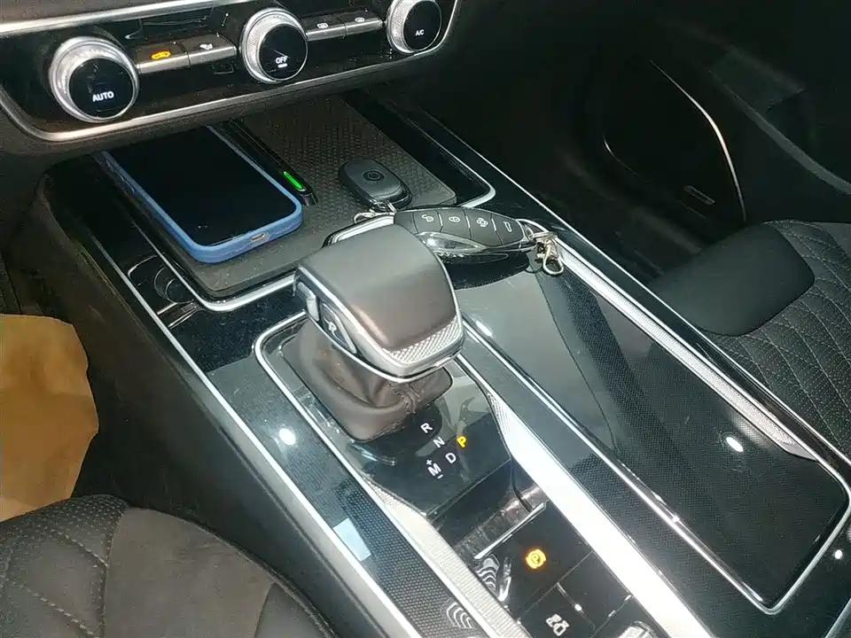 Hongqi HS5 Hongqi HS5