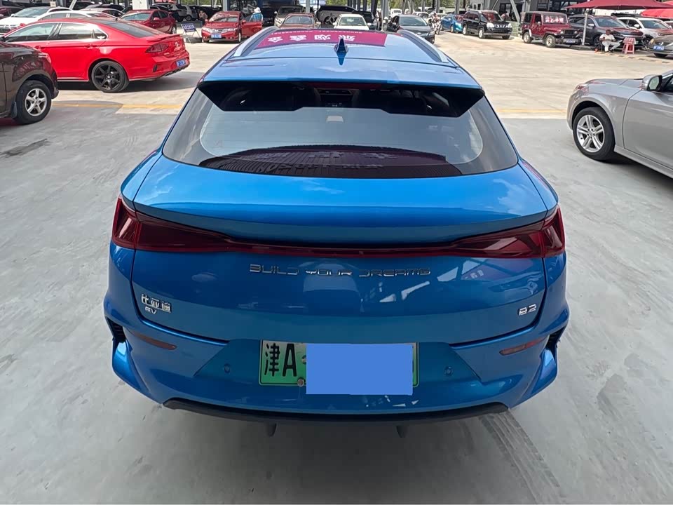 BYD e2