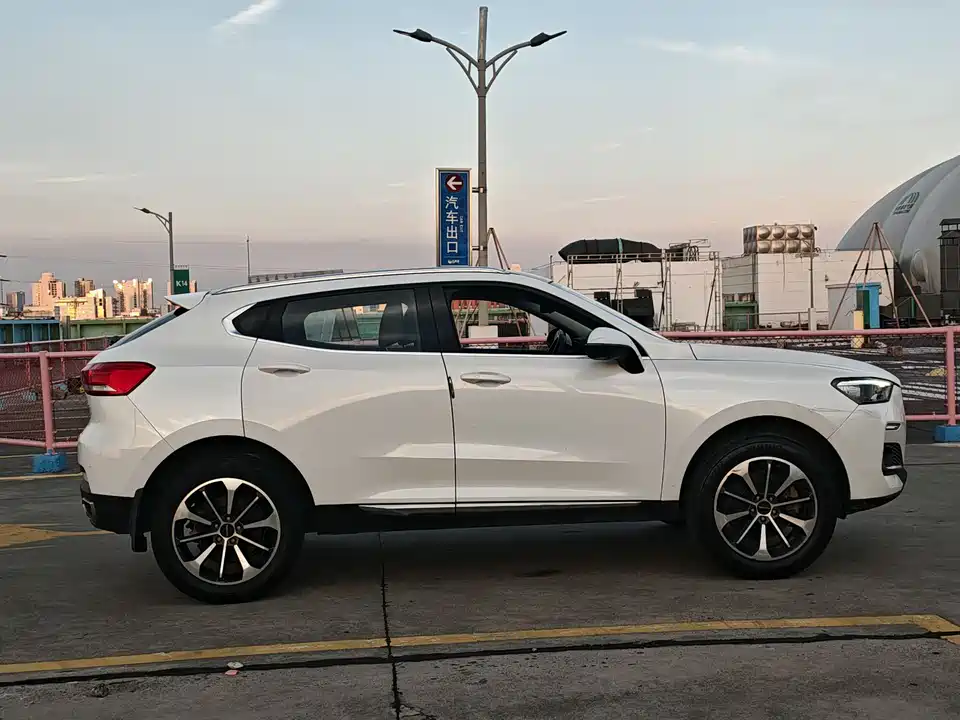 Haval F5