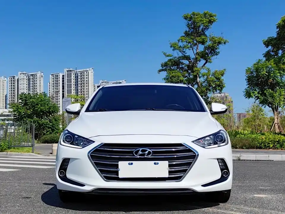 Hyundai Lead