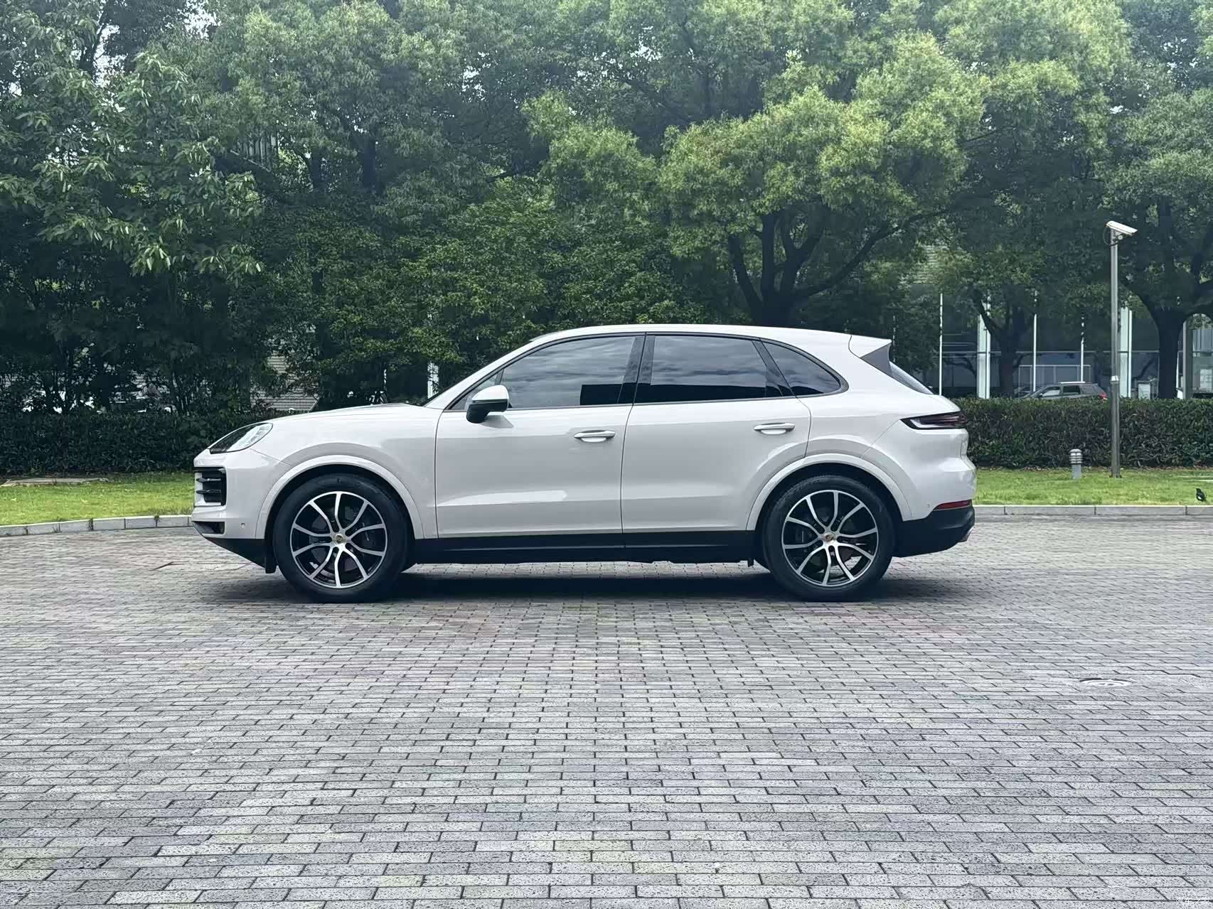 Porsche Cayenne, 2024 2