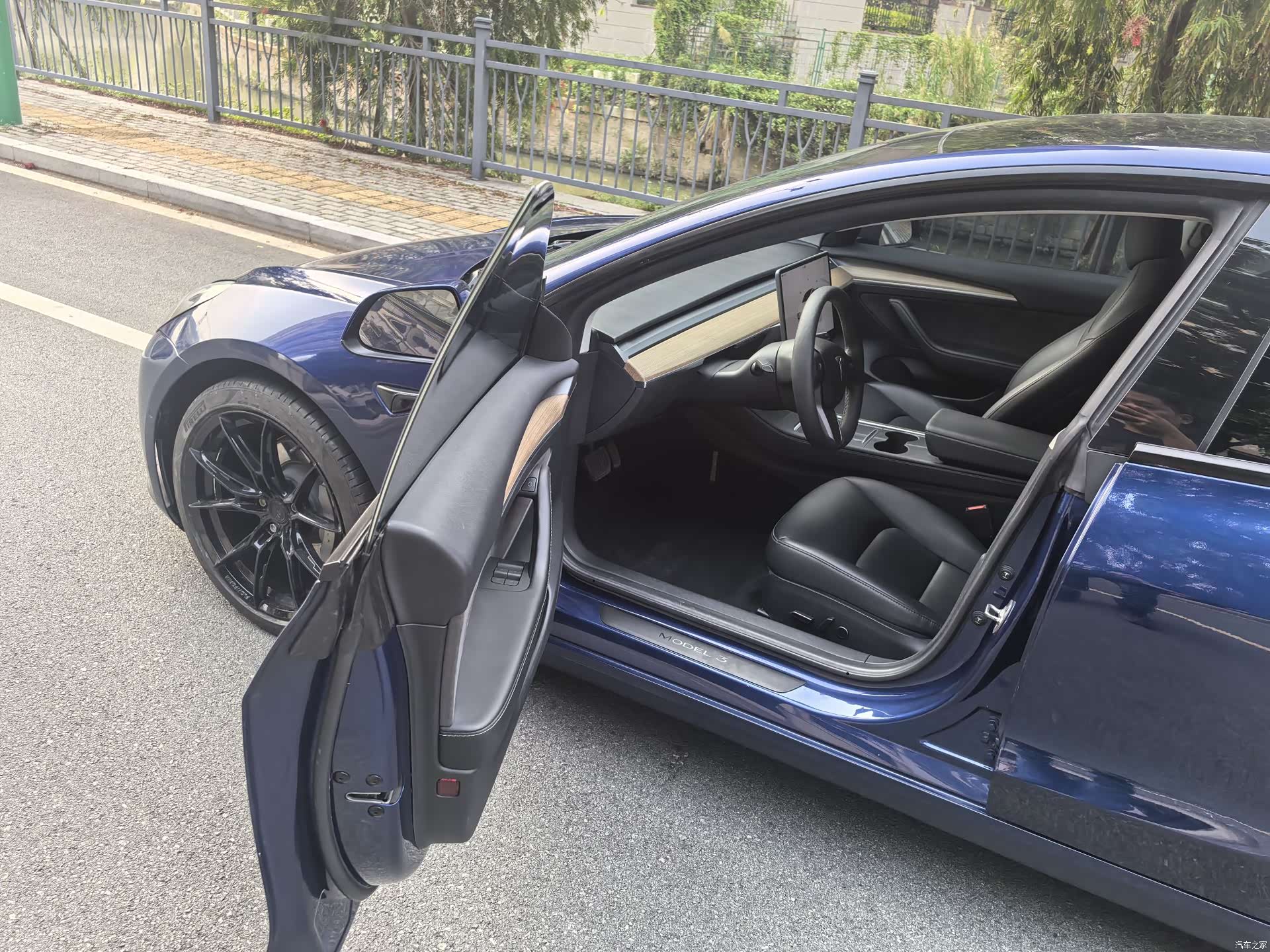 Tesla Model 3, 2023 7