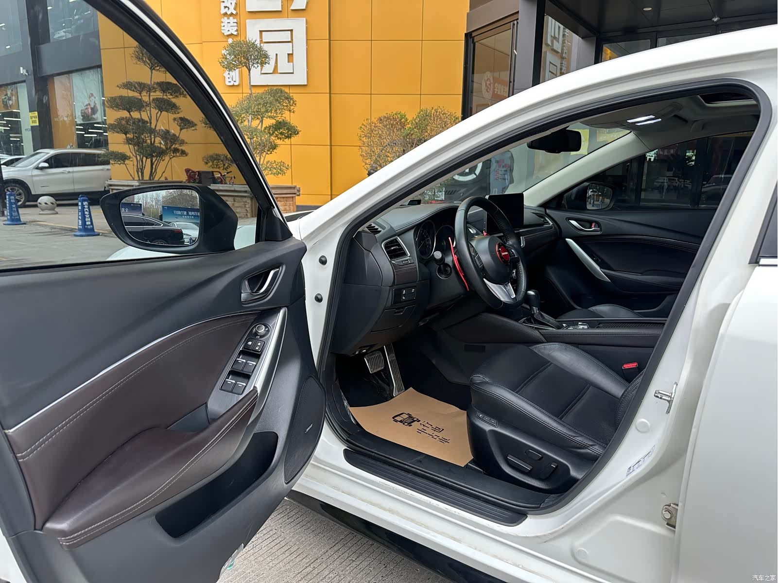 Mazda Atenza, 2017 15