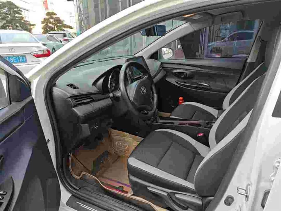 Toyota YARiS L Zhixuan